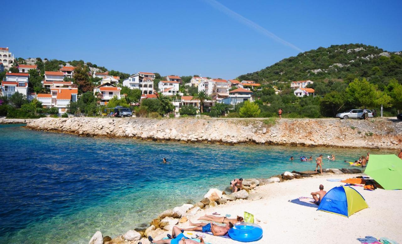 Summer Residence Near The Sea Donji Okrug  Εξωτερικό φωτογραφία